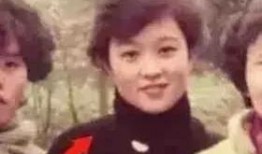 娱乐圈吃瓜打牌的女明星,娱乐圈女明星的吃瓜日常