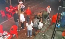 唐山女打人小巷视频爆料,小巷暴力冲突引发社会关注