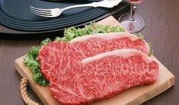 牛肉肠爆料视频教程,跟随视频轻松学会美味肠类美食