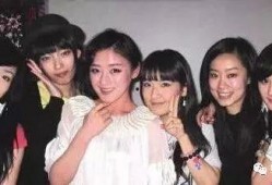 吃瓜娱乐姐妹是谁,揭秘“吃瓜娱乐姐妹”背后的神秘故事